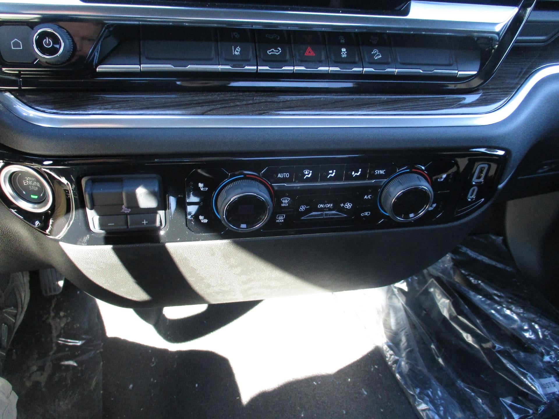 2025 Chevrolet Silverado 3500 HD LT