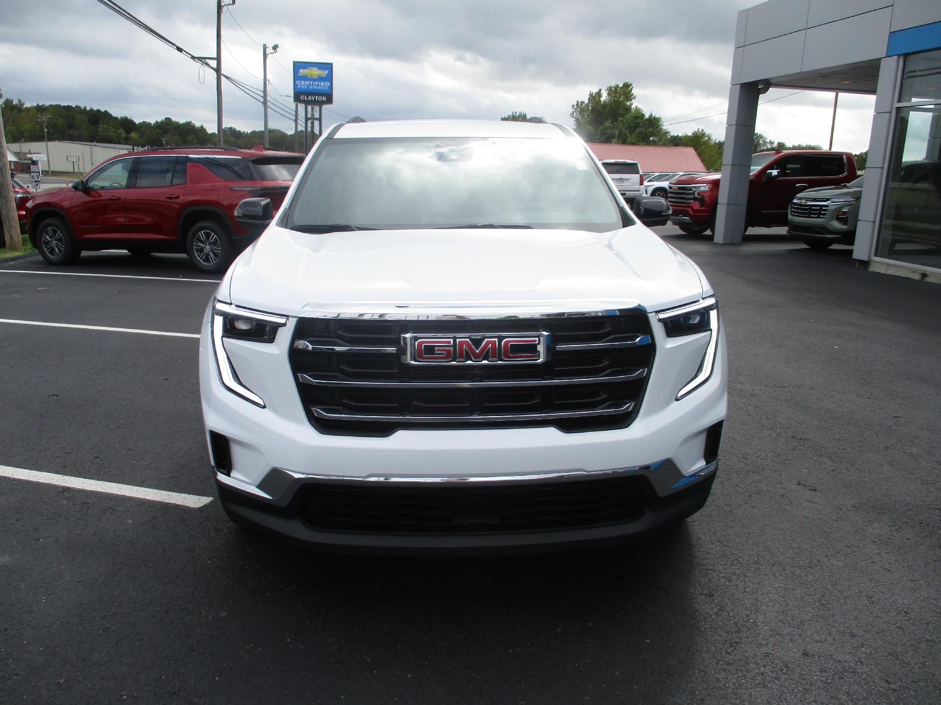 2025 GMC Acadia Elevation
