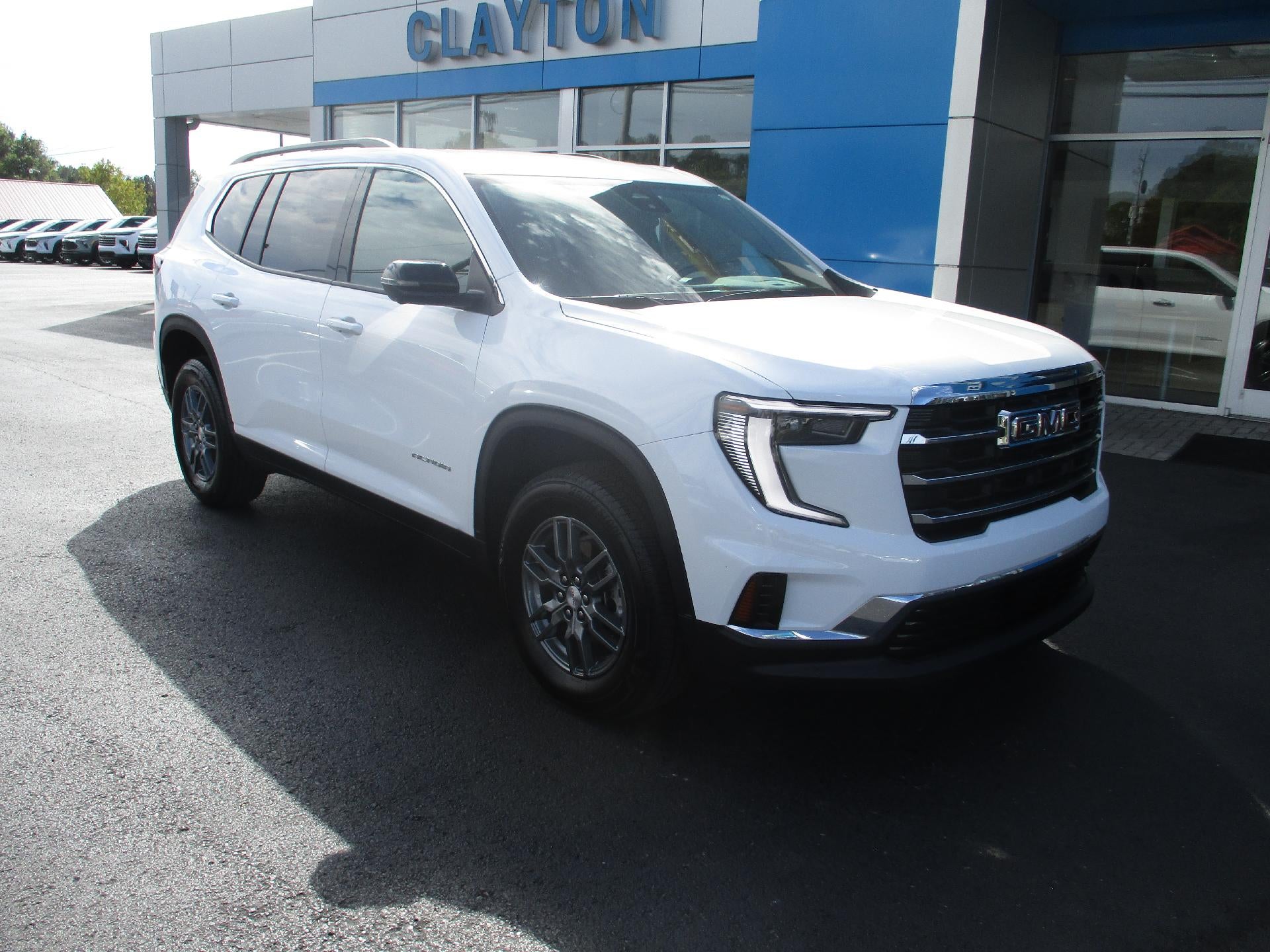 2025 GMC Acadia Elevation