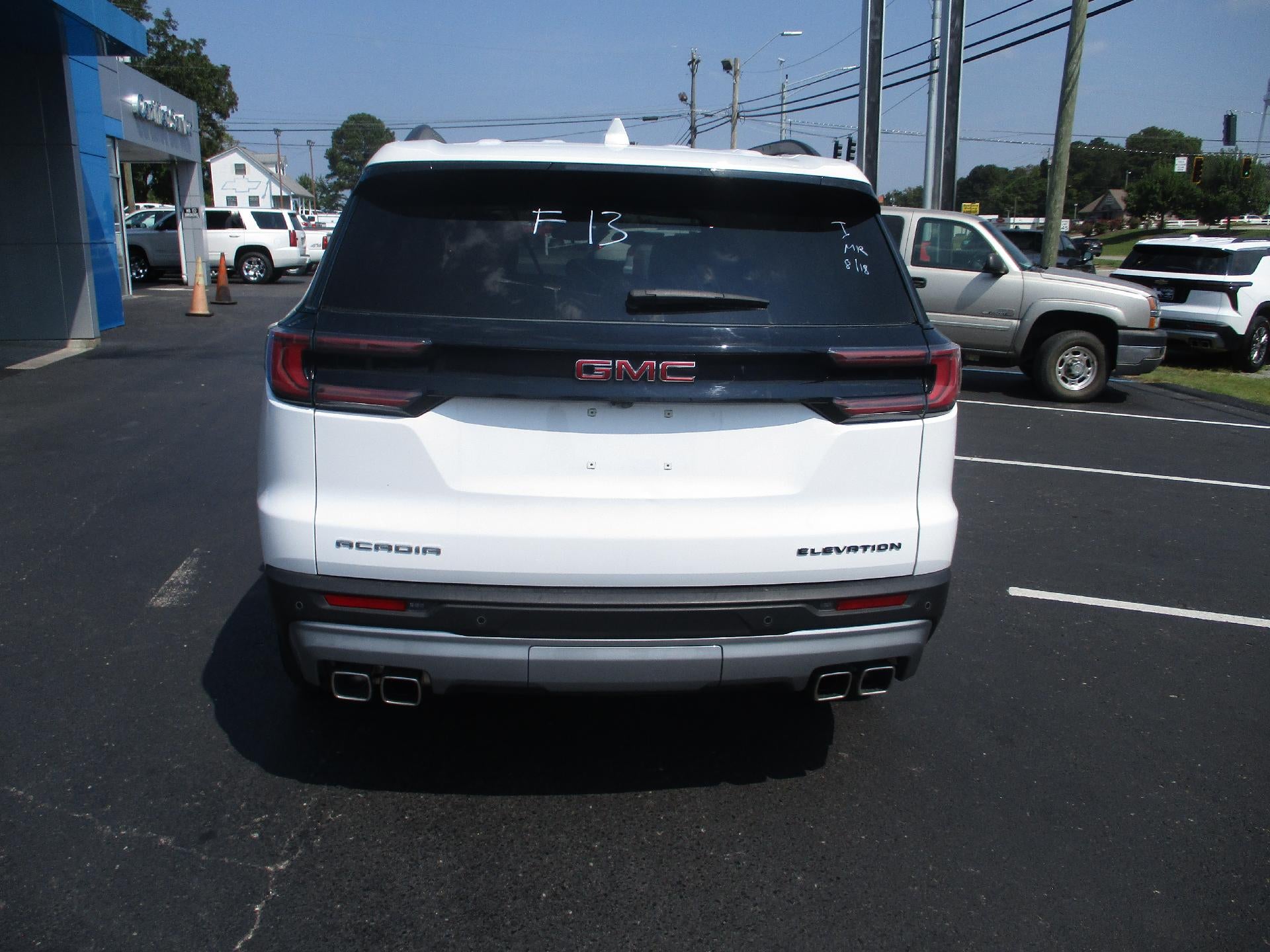 2025 GMC Acadia Elevation