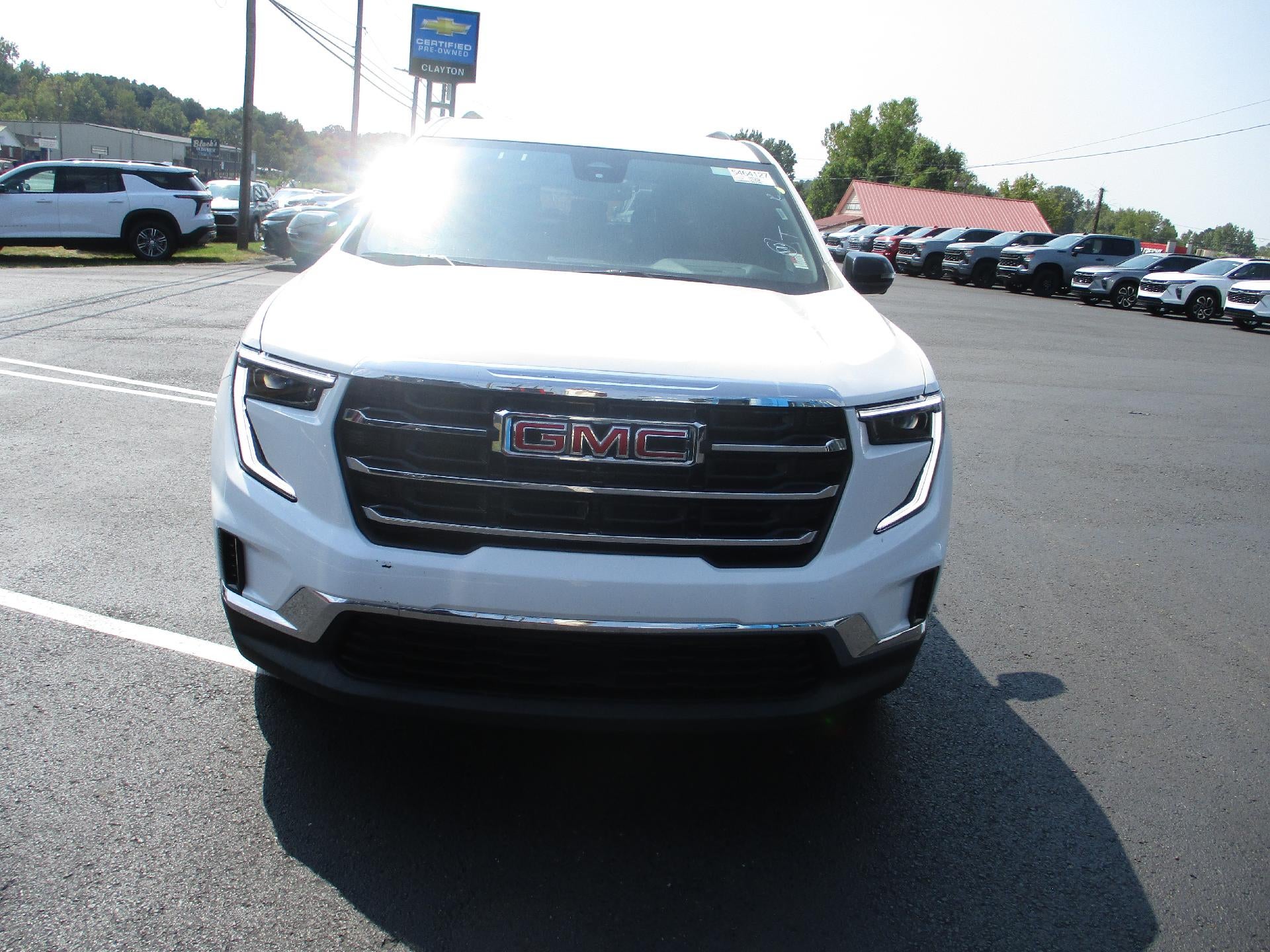 2025 GMC Acadia Elevation