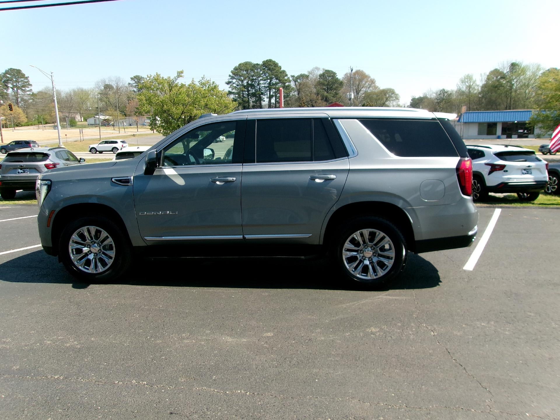 2025 GMC Yukon Denali