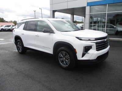 2025 Chevrolet Traverse LT