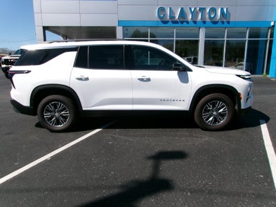 2025 Chevrolet Traverse LT
