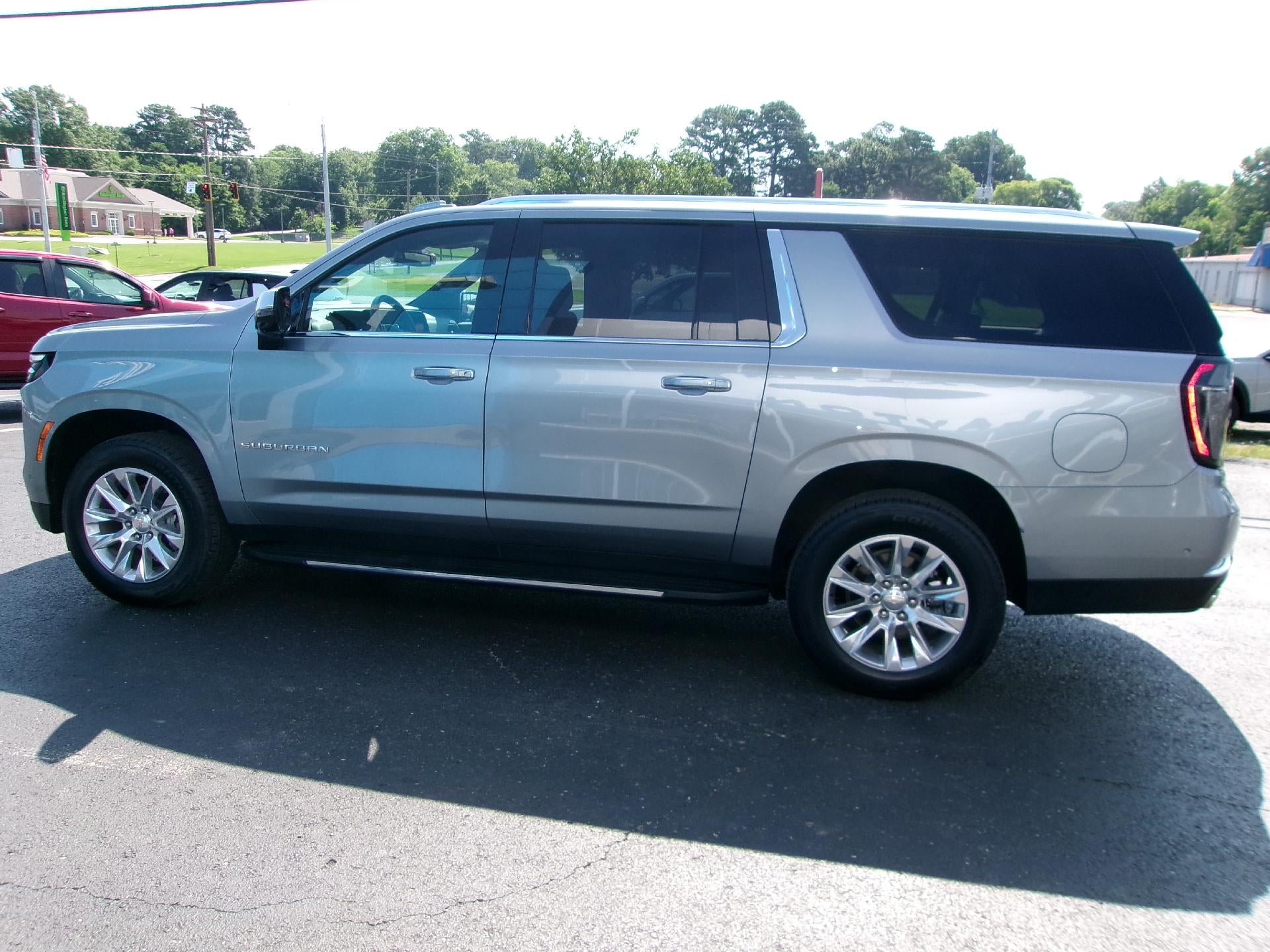 2025 Chevrolet Suburban Premier