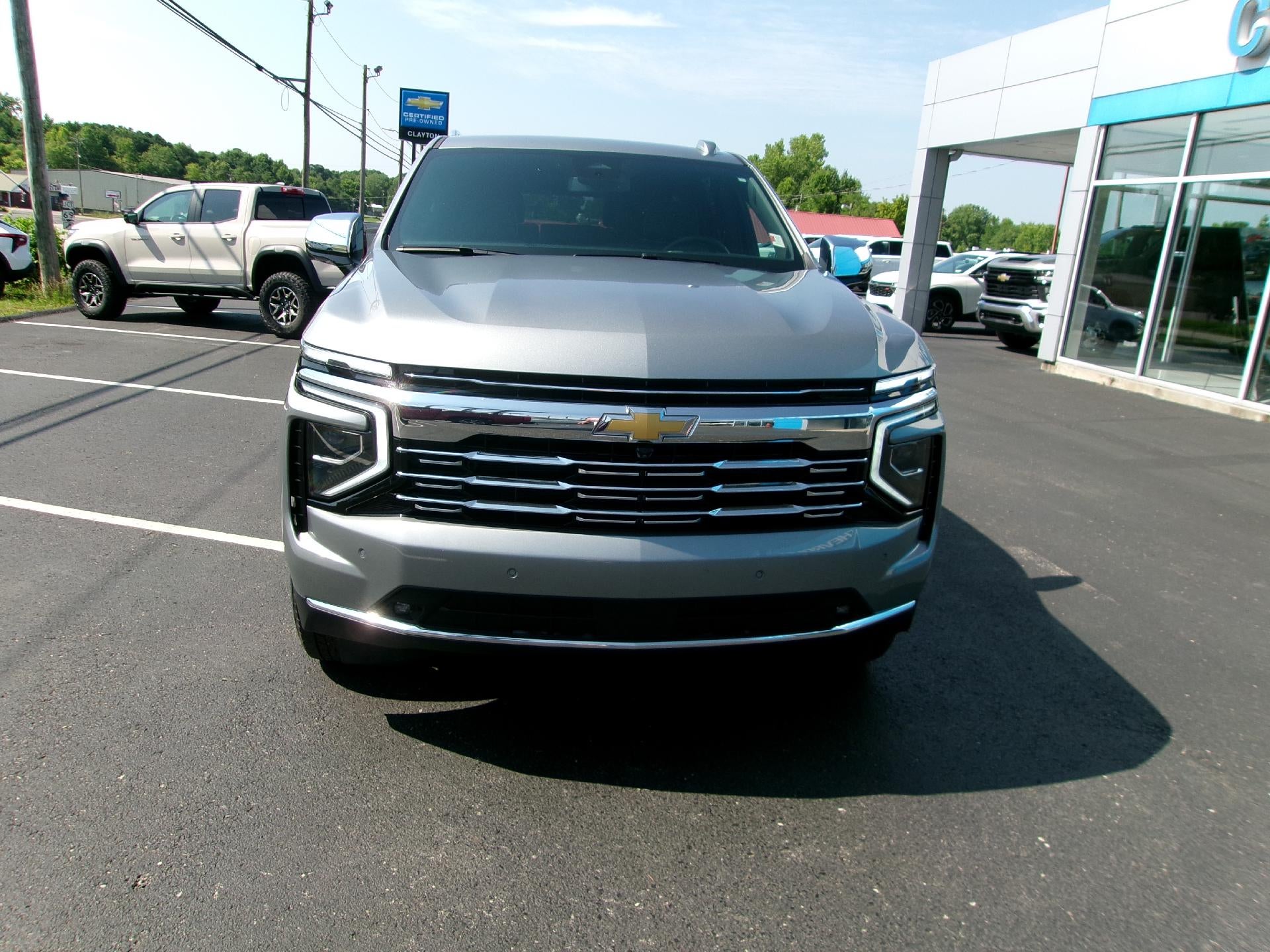 2025 Chevrolet Suburban Premier