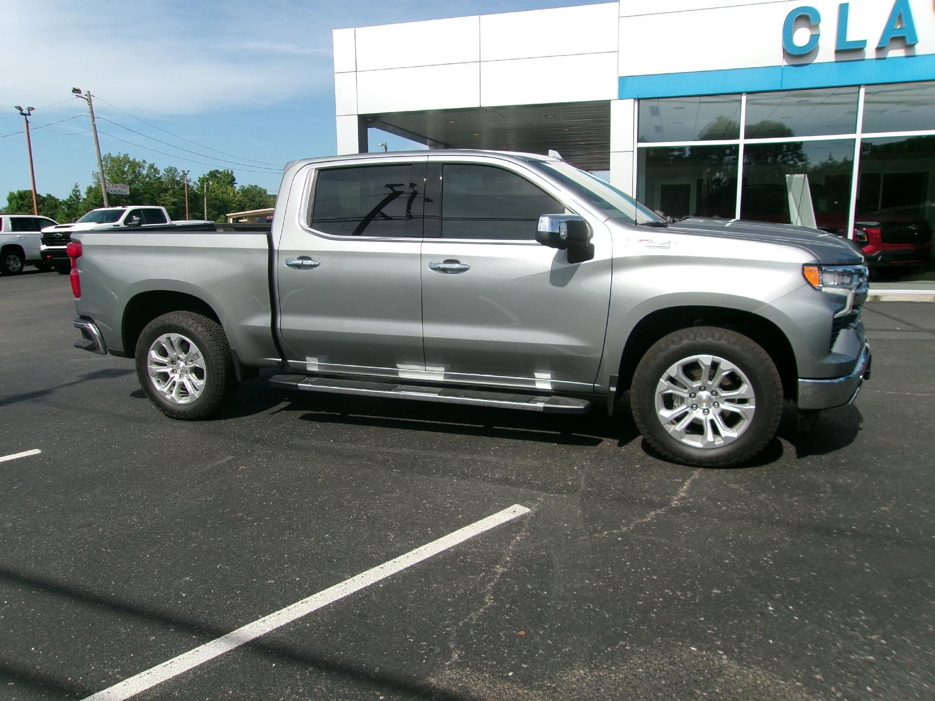 2024 Chevrolet Silverado 1500 LTZ