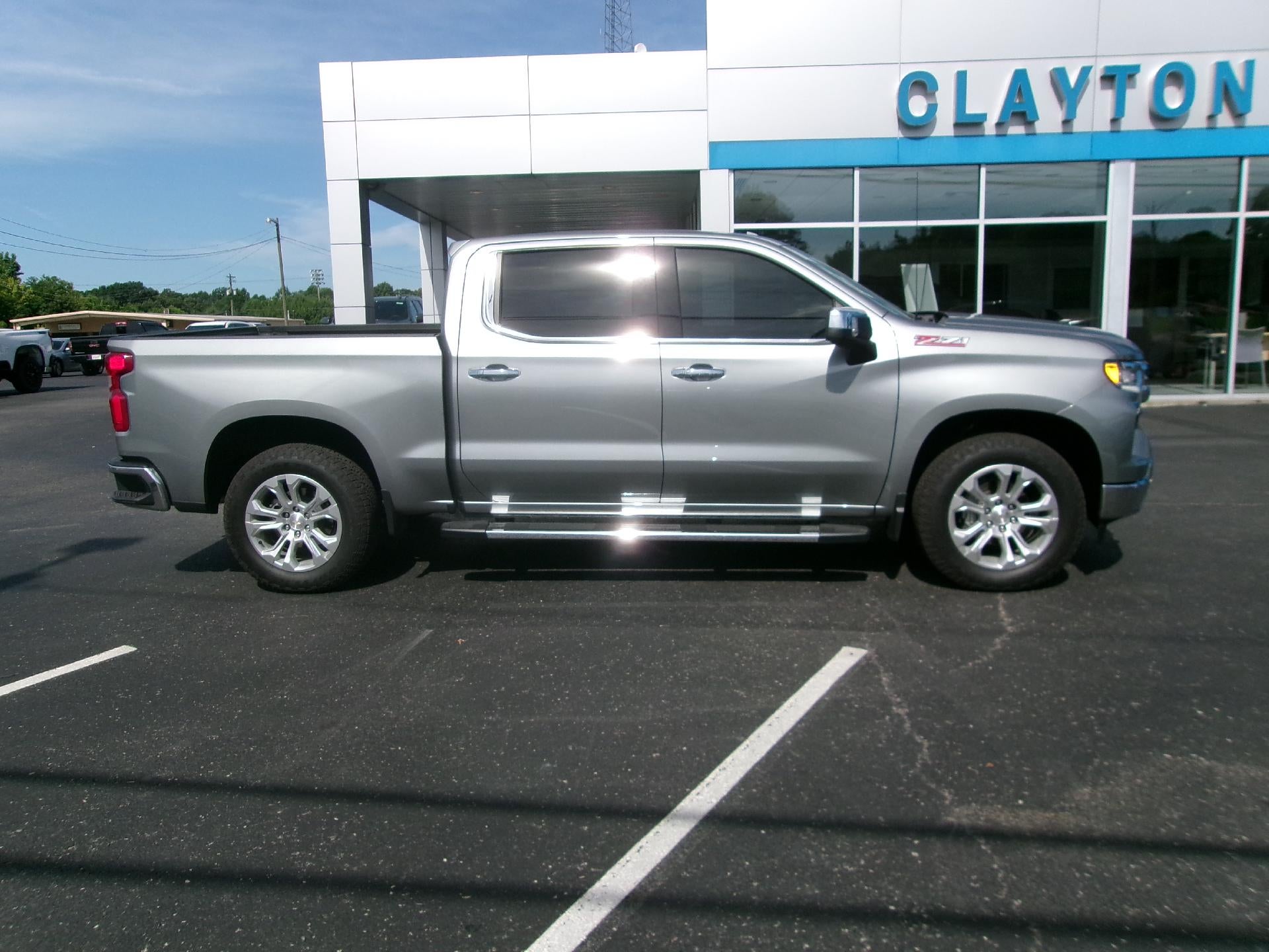 2024 Chevrolet Silverado 1500 LTZ