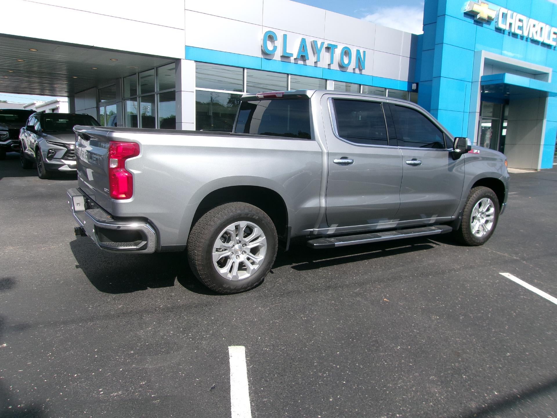 2024 Chevrolet Silverado 1500 LTZ