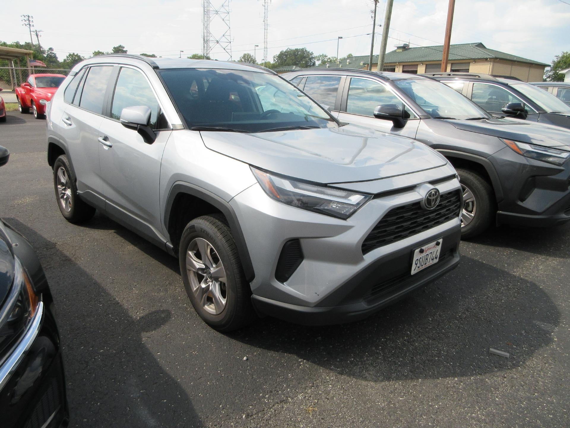2025 Toyota RAV4 XLE