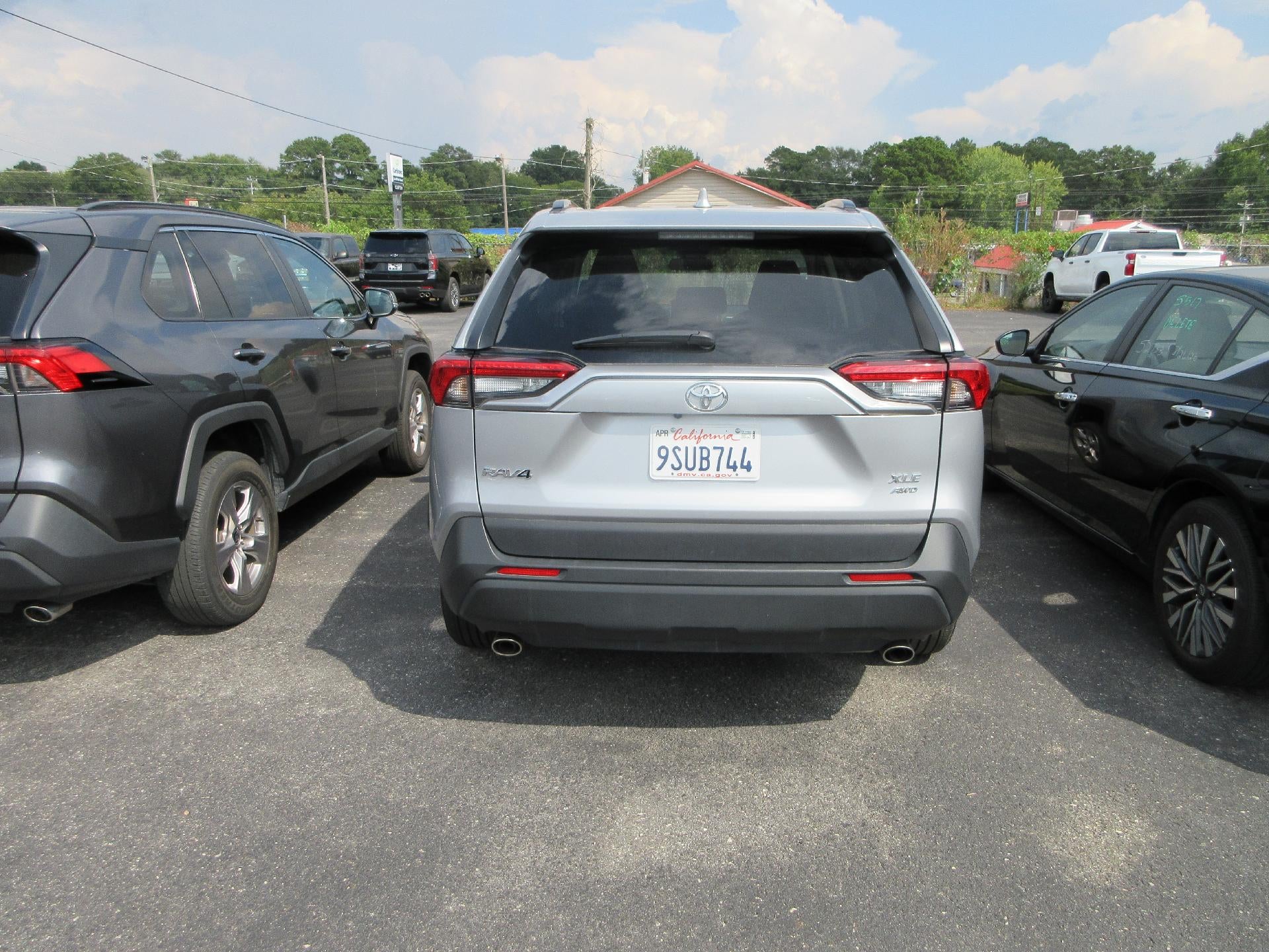 2025 Toyota RAV4 XLE