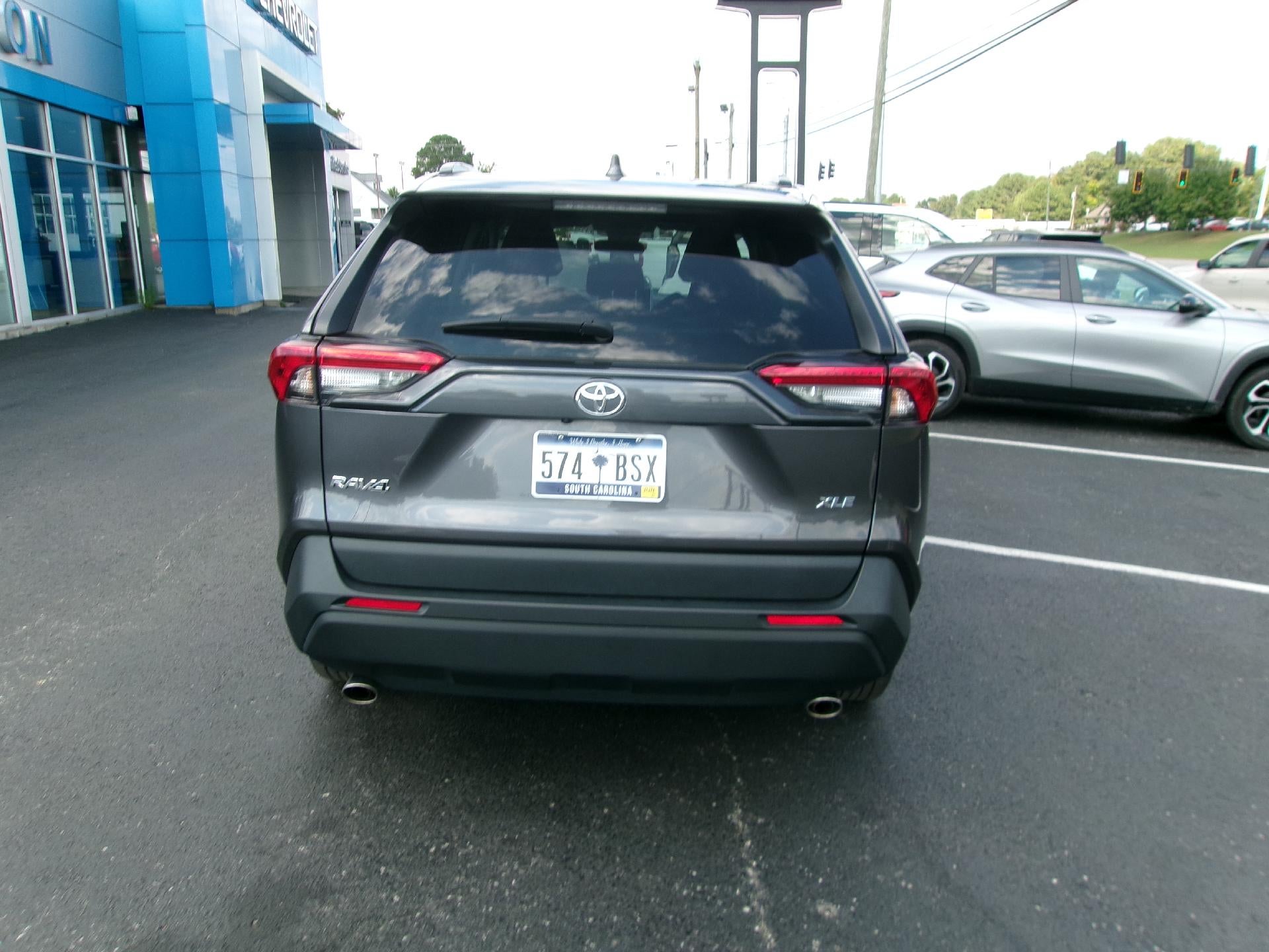 2025 Toyota RAV4 XLE