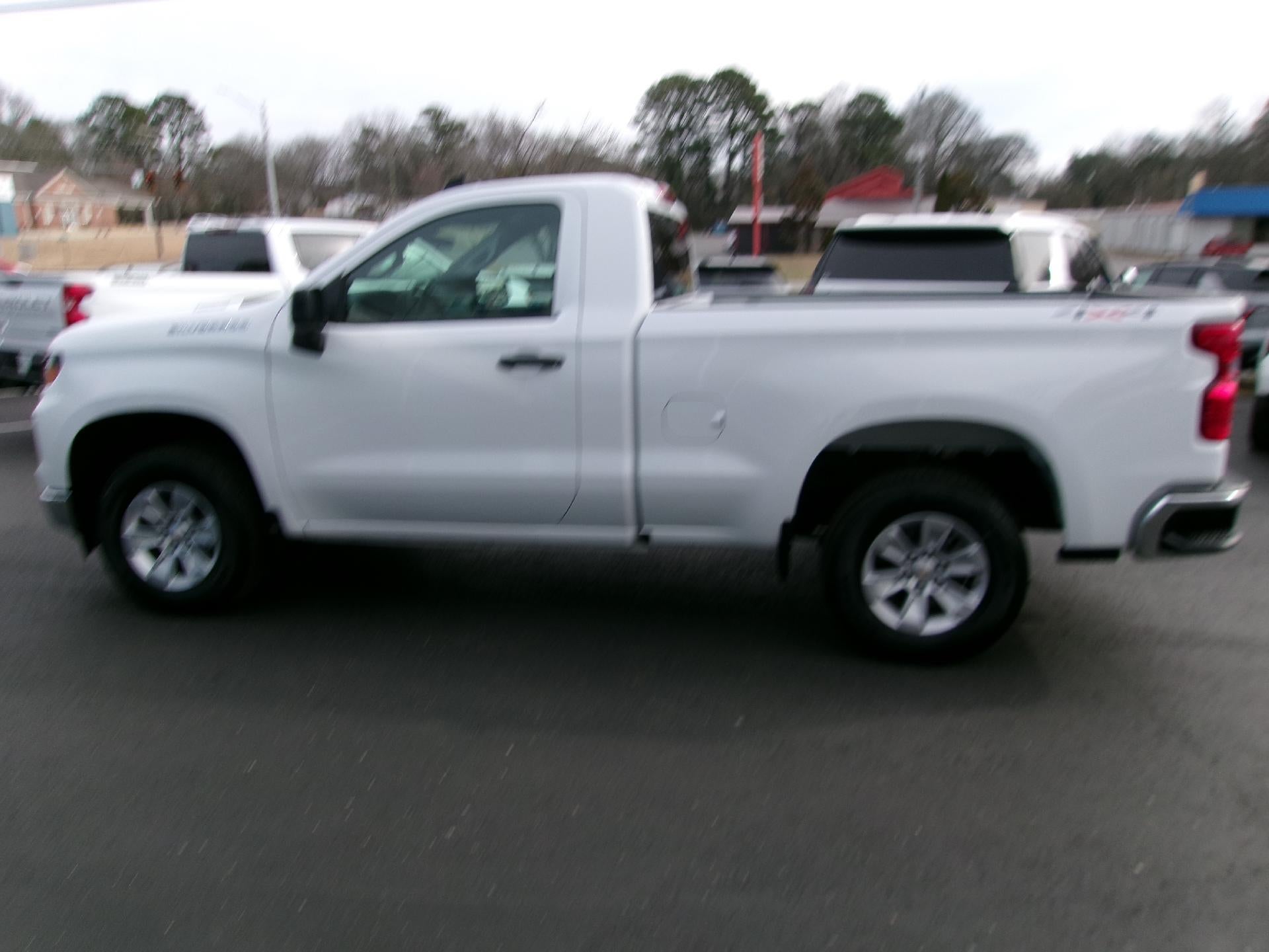 2025 Chevrolet Silverado 1500 WT