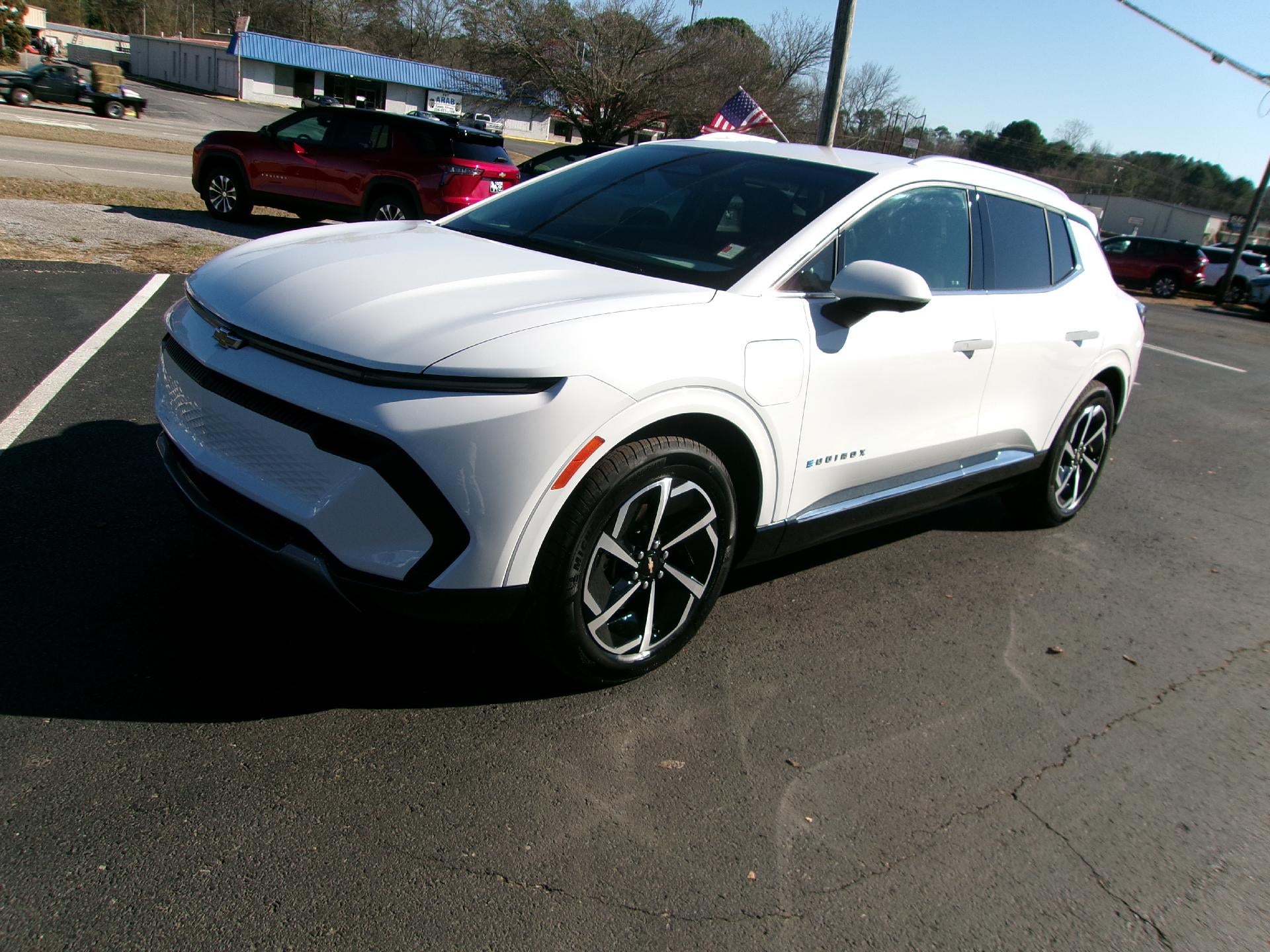 2025 Chevrolet Equinox EV LT