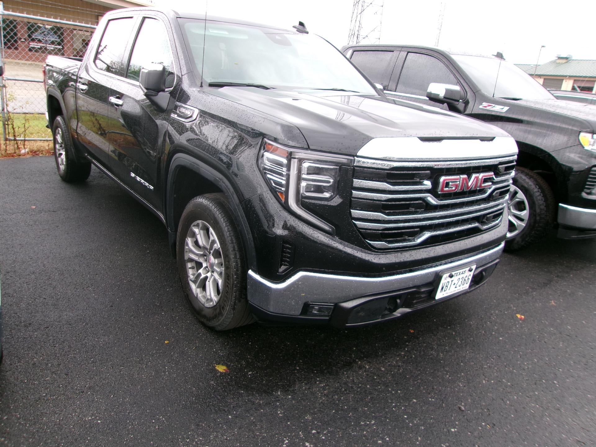 2025 GMC Sierra 1500 SLT